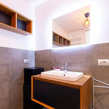 I-host - Ticinese 107 Apartamento